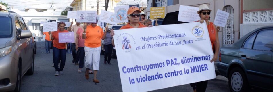 Manifestación de mujeres presbiterianas en Puerto Rico