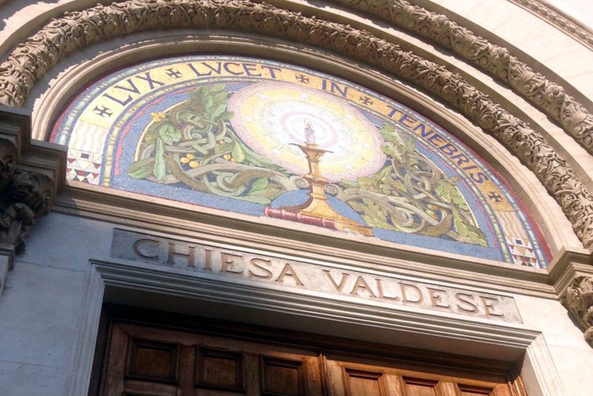 Frontispicio Iglesia Valdense en Roma