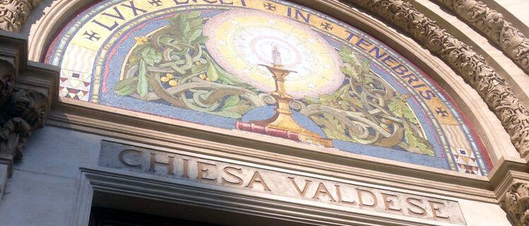 Frontispicio Iglesia Valdense en Roma